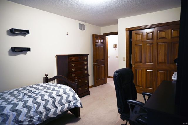 12405 Doty Road, New Haven, IN 46774