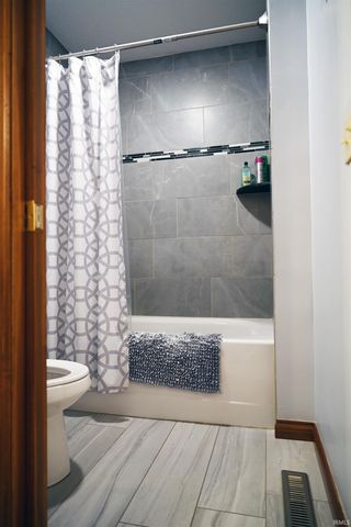 12405 Doty Road, New Haven, IN 46774