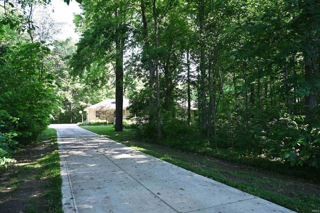 12405 Doty Road, New Haven, IN 46774