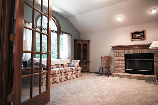 12405 Doty Road, New Haven, IN 46774