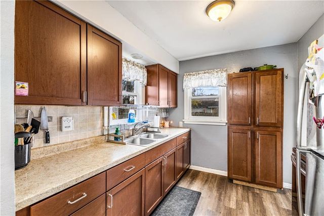 619 Fairfax Street, Altoona, WI 54720