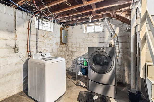 619 Fairfax Street, Altoona, WI 54720