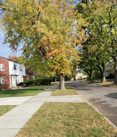 16871 Pierson Street, Detroit, MI 48219