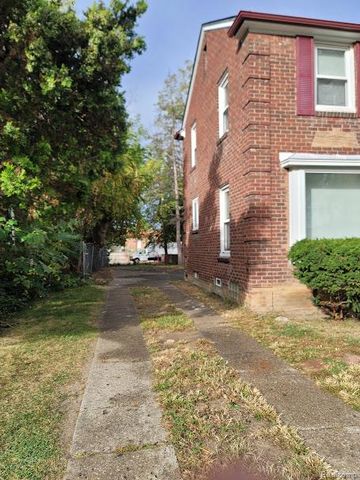 16871 Pierson Street, Detroit, MI 48219