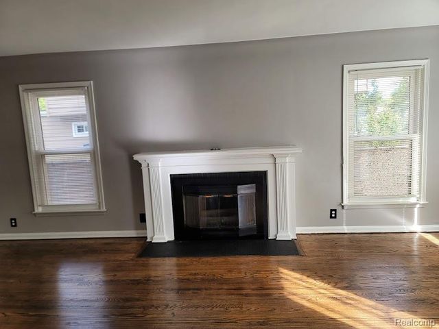 16871 Pierson Street, Detroit, MI 48219