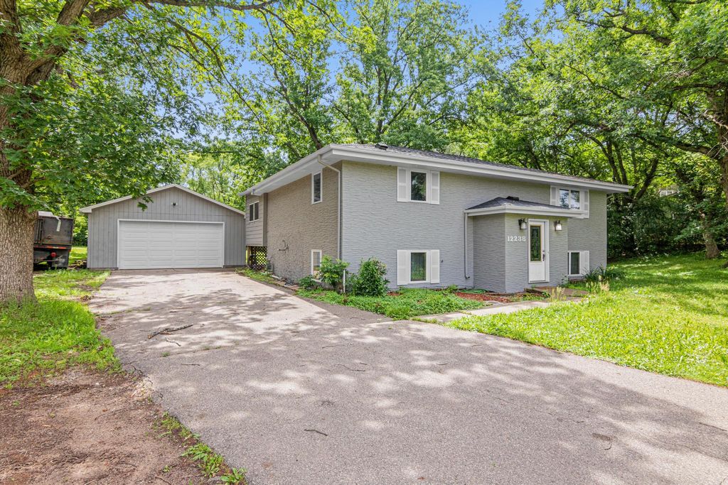 12238 S Robert Trail, Rosemount, MN 55068 — exterior