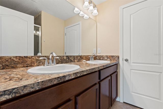 31210 GOSSAMER WAY, Wesley Chapel, FL 33543