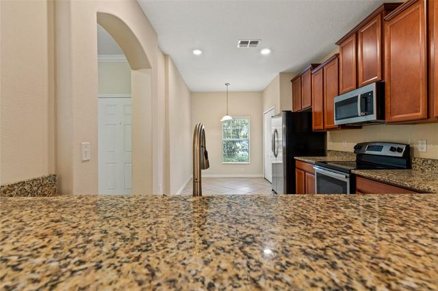 31210 GOSSAMER WAY, Wesley Chapel, FL 33543