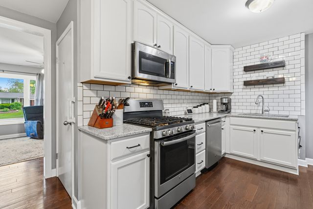 3130 Jo Ann Drive, Joliet, IL 60431