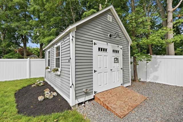48 Forrester, Newburyport, MA 01950