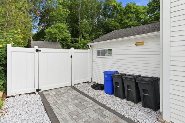 48 Forrester, Newburyport, MA 01950