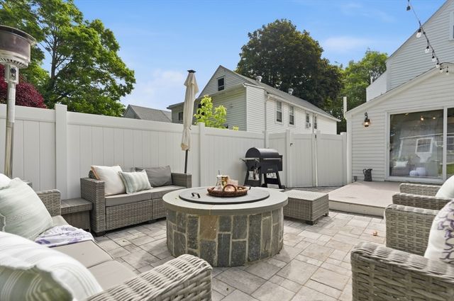 48 Forrester, Newburyport, MA 01950
