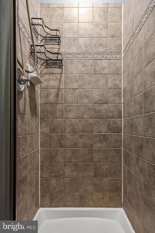 5 RIVER LN, Delanco, NJ 08075