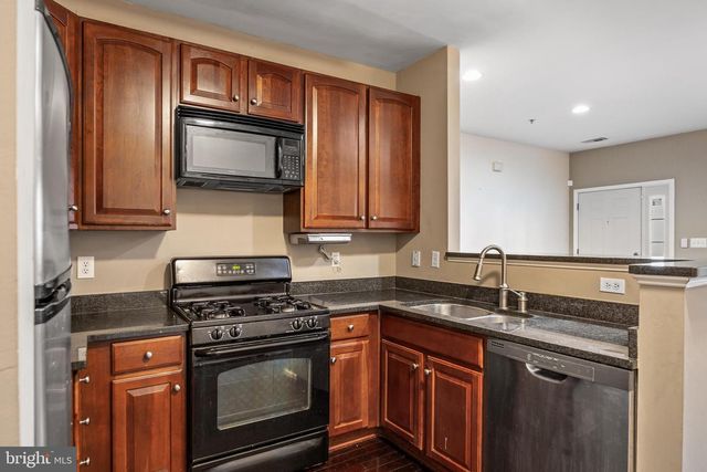 5 RIVER LN, Delanco, NJ 08075