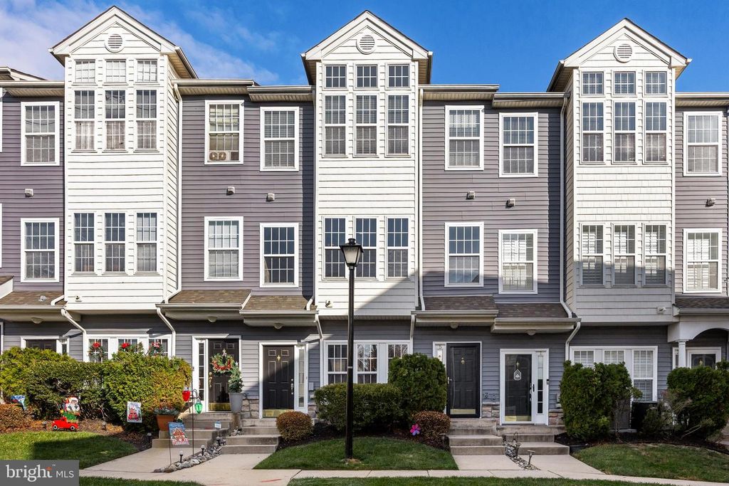 5 RIVER LN, Delanco, NJ 08075