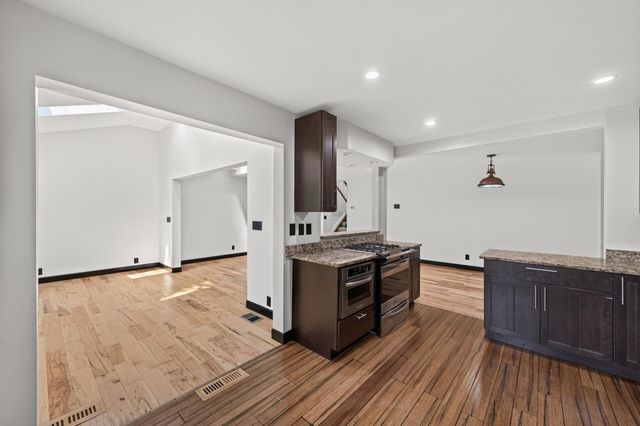 1157 Rose Lane, New Brighton, MN 55112