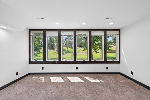 1157 Rose Lane, New Brighton, MN 55112