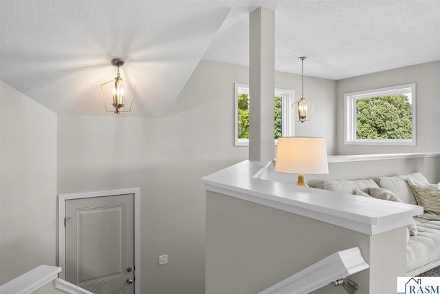 2025 Aster Lane, Mankato, MN 56001