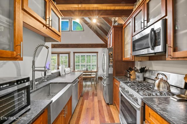 333 COUNTY ROAD 184, Athens, TN 37303