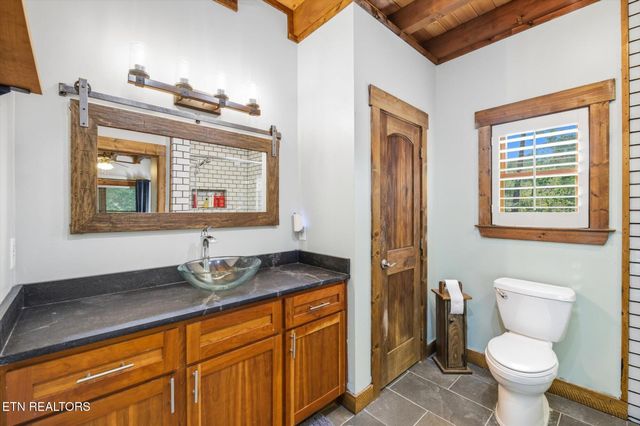 333 COUNTY ROAD 184, Athens, TN 37303