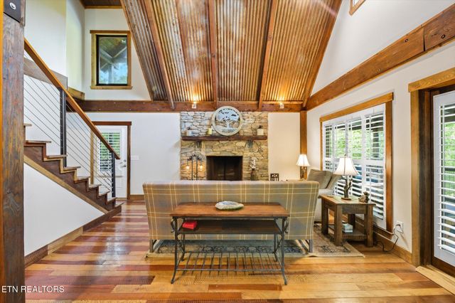 333 COUNTY ROAD 184, Athens, TN 37303