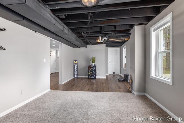 4372 Hunsberger Avenue, Grand Rapids, MI 49525