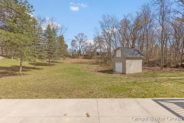 4372 Hunsberger Avenue, Grand Rapids, MI 49525