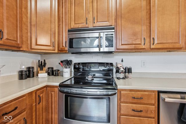 6662 Aintree Court, Indianapolis, IN 46250