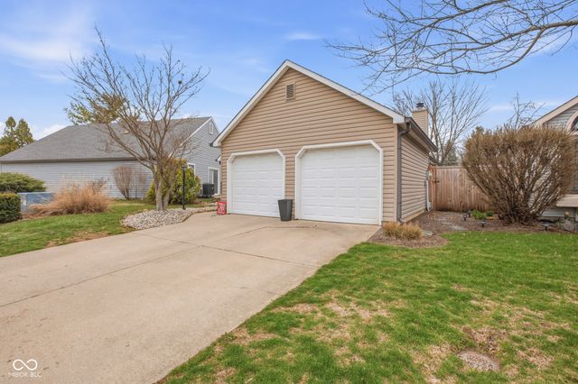 6662 Aintree Court, Indianapolis, IN 46250