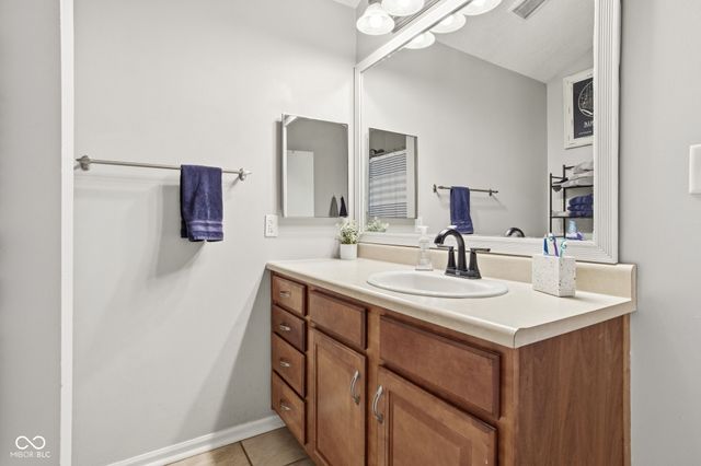 6662 Aintree Court, Indianapolis, IN 46250