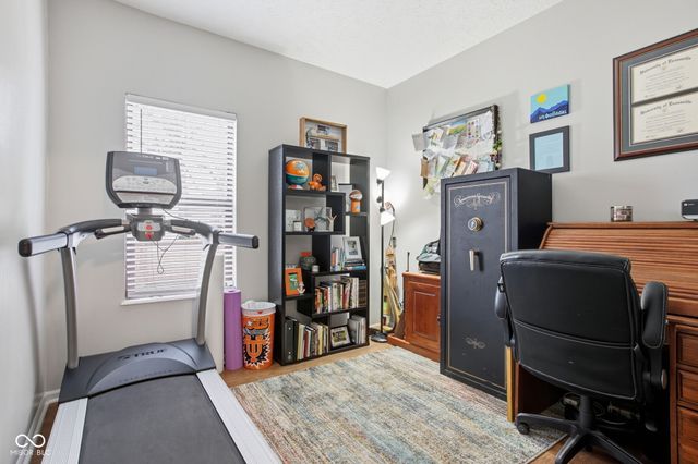 6662 Aintree Court, Indianapolis, IN 46250