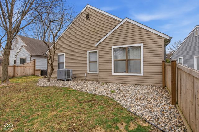 6662 Aintree Court, Indianapolis, IN 46250