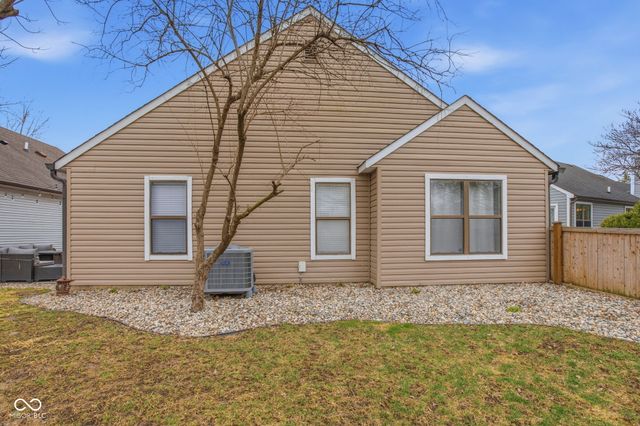 6662 Aintree Court, Indianapolis, IN 46250