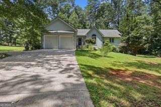 419 Thornwood Circle, Mount Airy, GA 30563