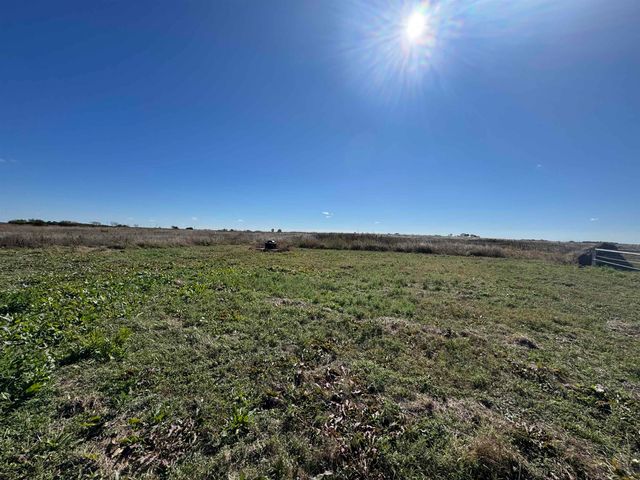 16751 172nd Rd, Winfield, KS 67156