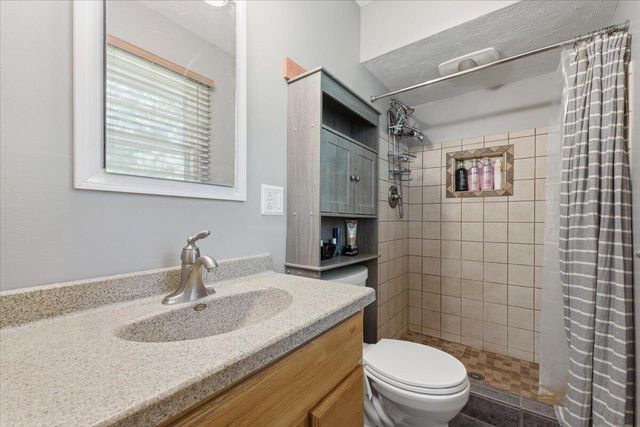 236 ZENITH Drive, Council Bluffs, IA 51503
