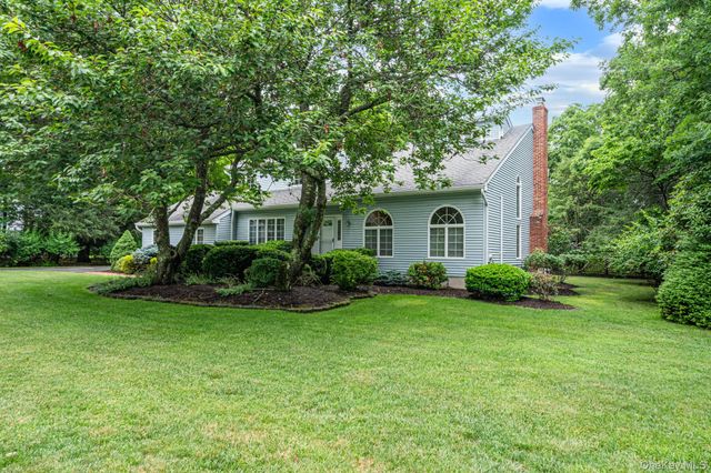 3 Liberty Lane, Miller Place, NY 11764