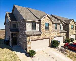 724 Amber Drive, Greenville, TX 75402