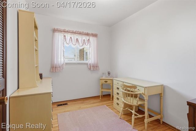 13137 Brierstone Drive, Sterling Heights, MI 48312