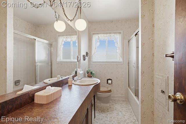 13137 Brierstone Drive, Sterling Heights, MI 48312