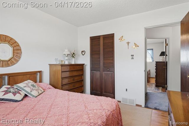 13137 Brierstone Drive, Sterling Heights, MI 48312