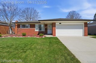 13137 Brierstone Drive, Sterling Heights, MI 48312