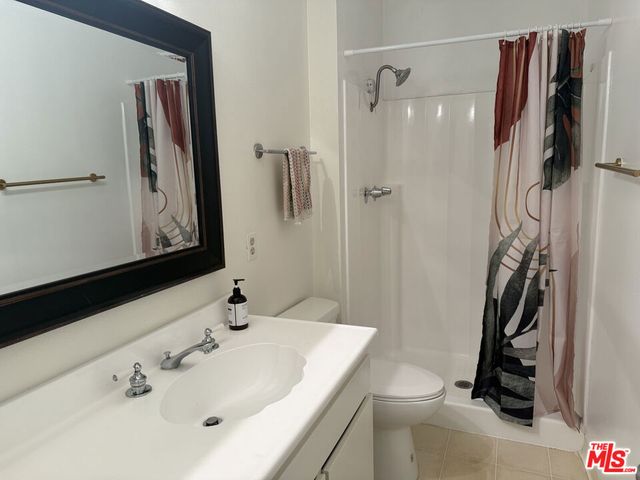 7742 Redlands Street D3043, Los Angeles, CA 90293