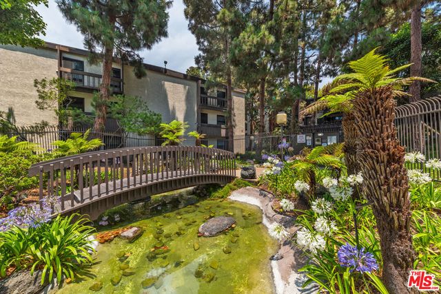 7742 Redlands Street D3043, Los Angeles, CA 90293