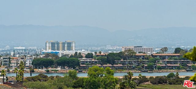 7742 Redlands Street D3043, Los Angeles, CA 90293