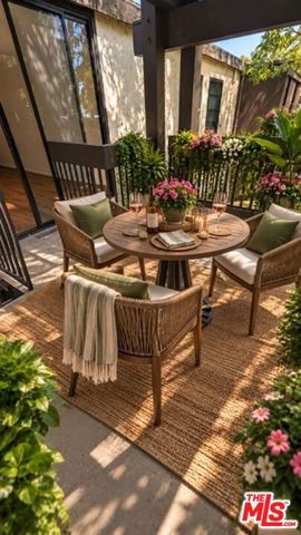 7742 Redlands Street D3043, Los Angeles, CA 90293