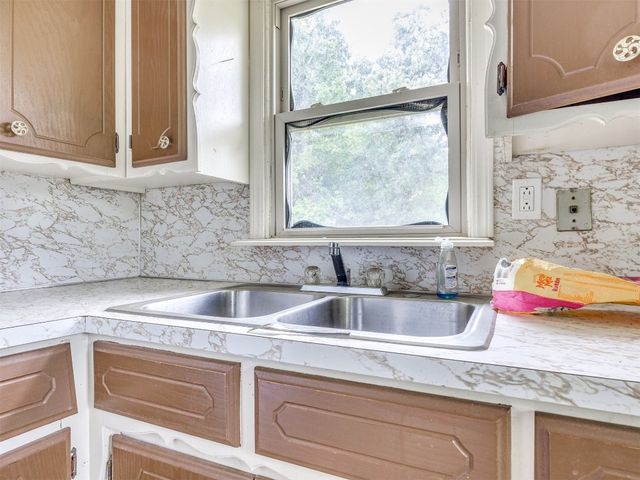 9424 NE 28th Street, Oklahoma City, OK 73141