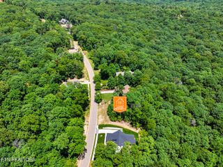 1004 Old Dogwood Tr, Loudon, TN 37774