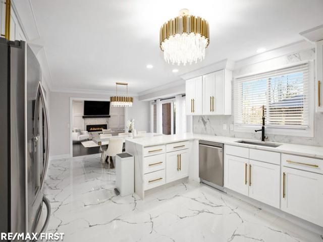 18765 Riverside Glen Road, Macomb, MI 48044