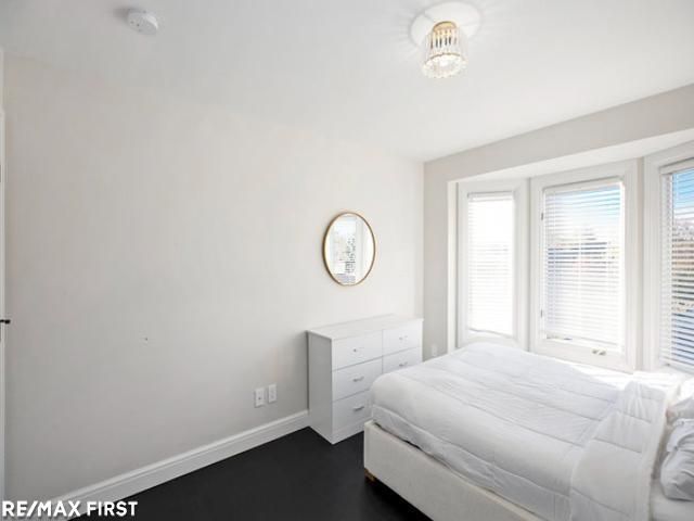 18765 Riverside Glen Road, Macomb, MI 48044